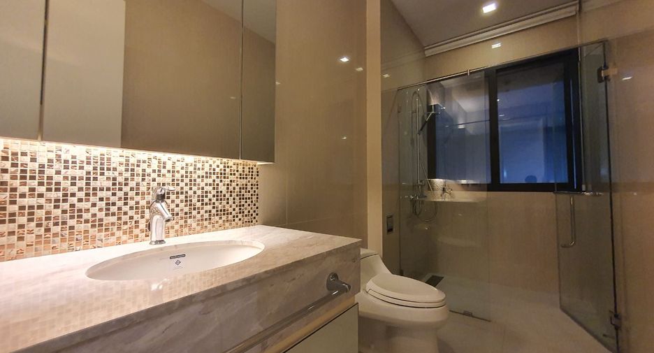 Wohnung zur Miete mit 3 Zimmer in Watthana, Bangkok