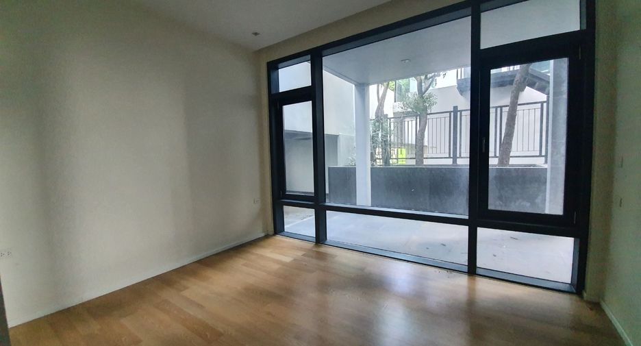 Wohnung zur Miete mit 3 Zimmer in Watthana, Bangkok