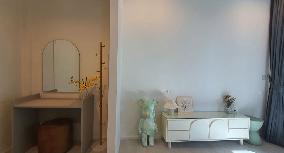 Wohnung zur Miete mit 3 Zimmer in Watthana, Bangkok
