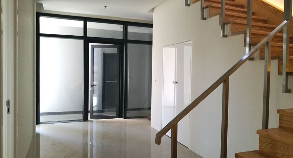 Wohnung zur Miete mit 3 Zimmer in Watthana, Bangkok
