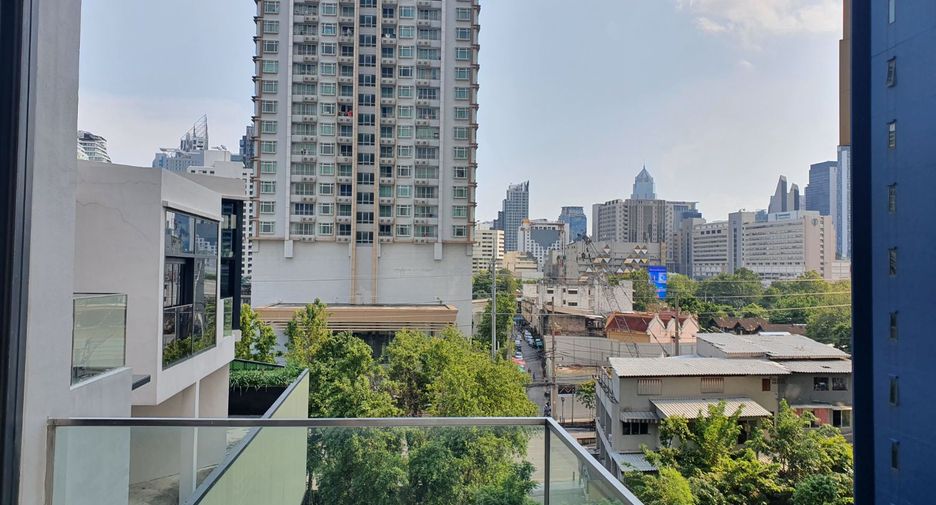 Wohnung zur Miete mit 3 Zimmer in Watthana, Bangkok