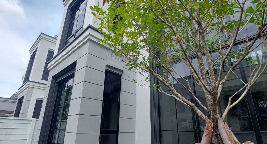 Haus zum Kauf mit 4 Zimmer in Saphan Sung, Bangkok