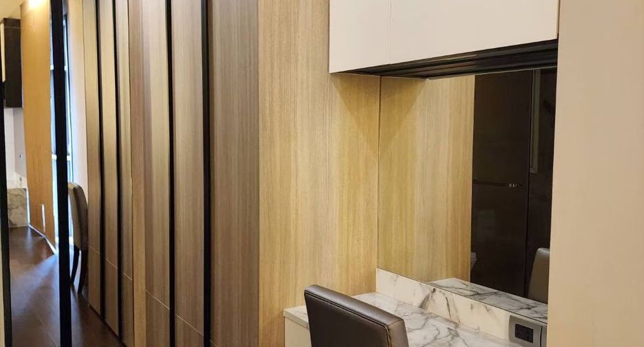 À louer et à vendre 1 chambre condo à Khlong Toei, Bangkok