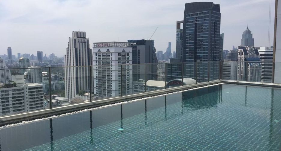 For rent そして for sale 2 ベッドルーム condo in Watthana, Bangkok