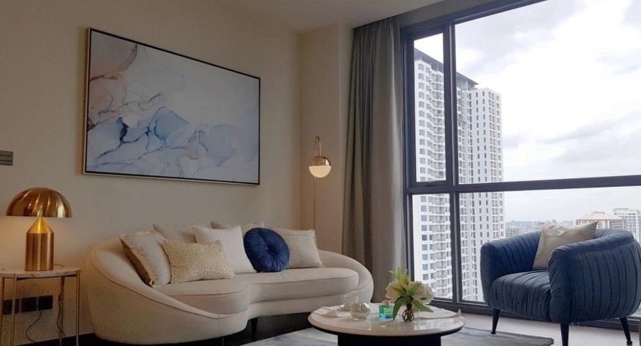 For rent and for sale 2 bedrooms condo in Pathum Wan, Bangkok