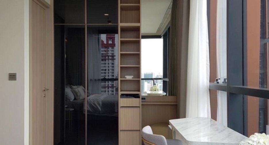 For rent and for sale 2 bedrooms condo in Pathum Wan, Bangkok