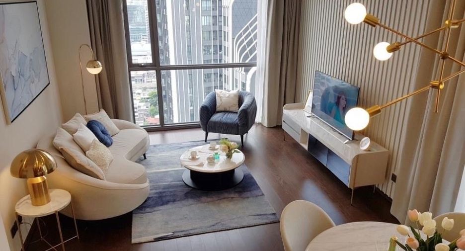 For rent and for sale 2 bedrooms condo in Pathum Wan, Bangkok