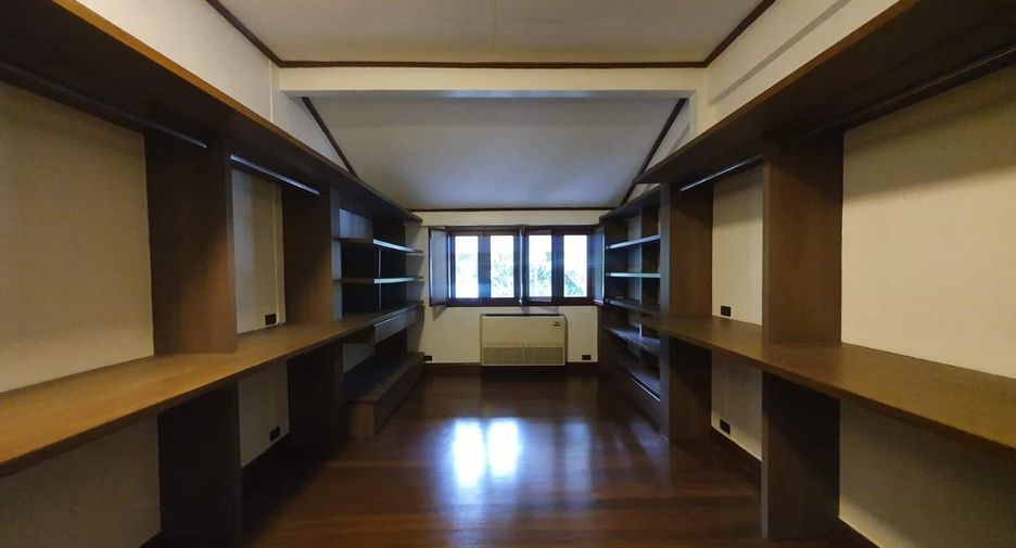 出租 3 卧室 独立屋 在 Pathum Wan, 曼谷