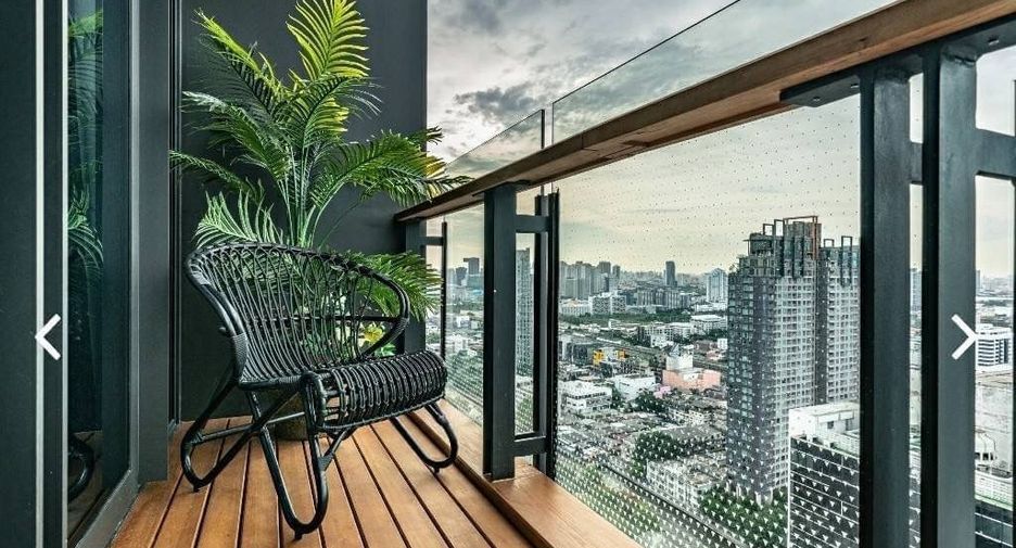 For rent そして for sale 2 ベッドルーム condo in Watthana, Bangkok