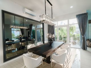 For rent 5 Beds house in Watthana, Bangkok