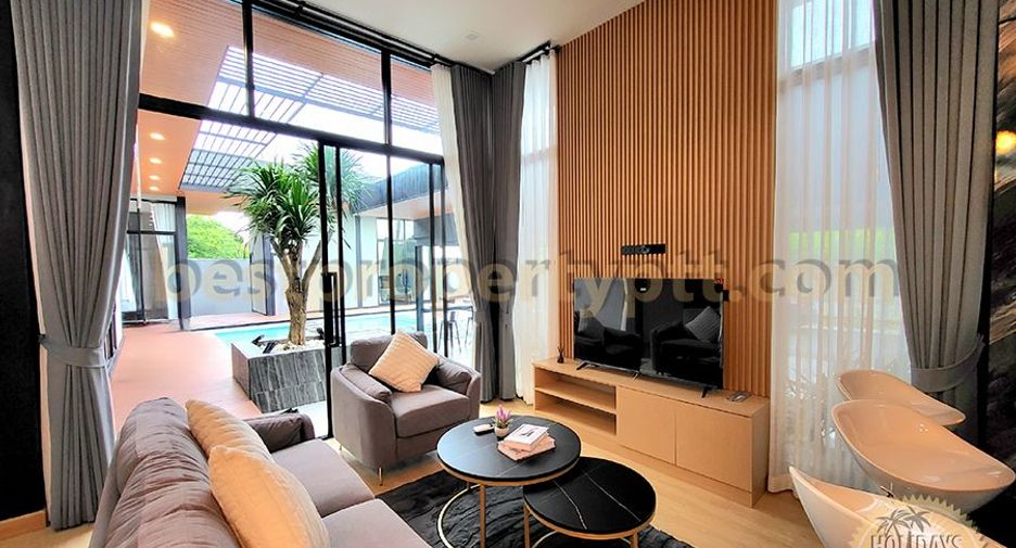 For sale 4 bedrooms villa in Sattahip, Chonburi