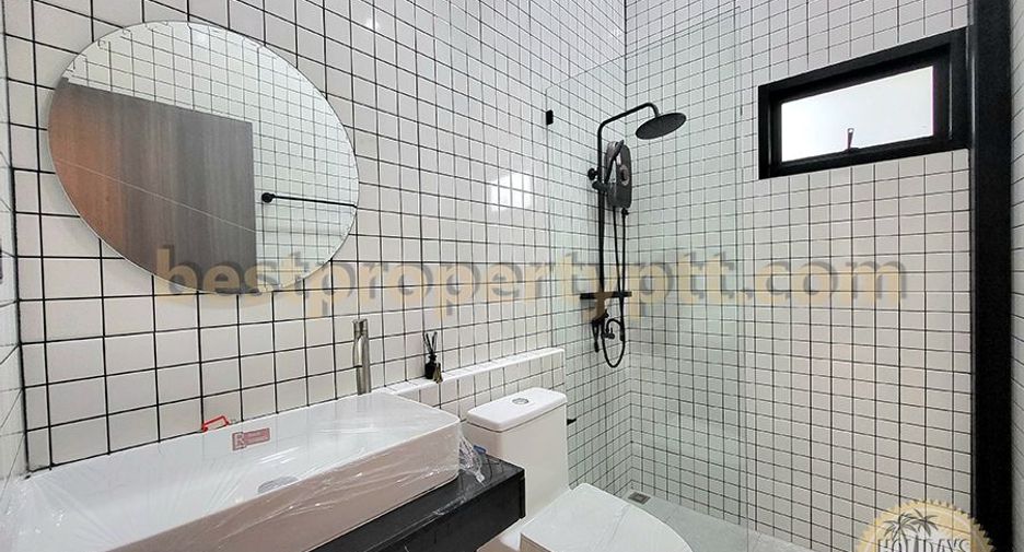 For sale 4 bedrooms villa in Sattahip, Chonburi