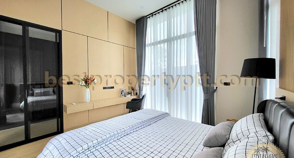 For sale 4 bedrooms villa in Sattahip, Chonburi