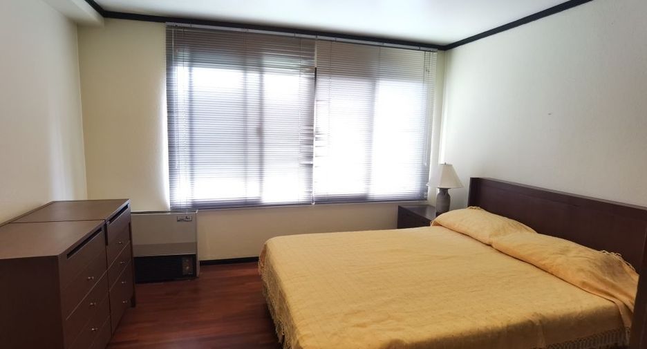 For rent 2 bedrooms apartment in Phaya Thai, Bangkok