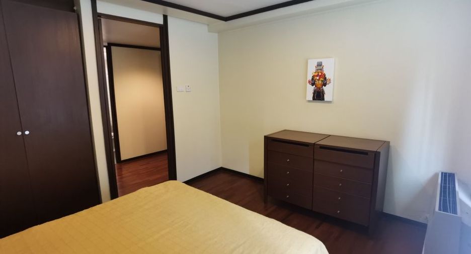 For rent 2 bedrooms apartment in Phaya Thai, Bangkok
