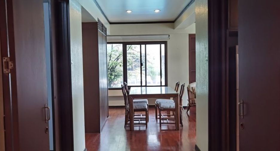 For rent 2 bedrooms apartment in Phaya Thai, Bangkok