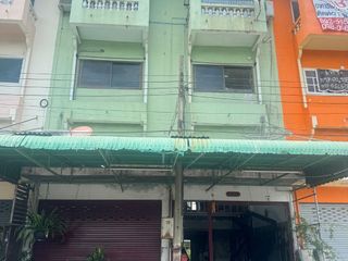For sale 3 bed retail Space in Bang Bua Thong, Nonthaburi