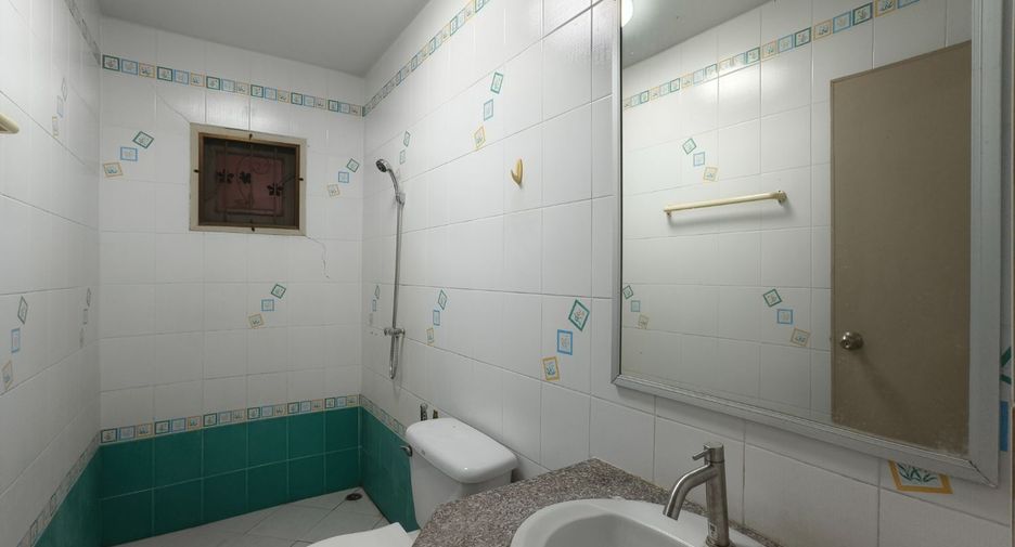 For sale 4 bed house in Thanyaburi, Pathum Thani