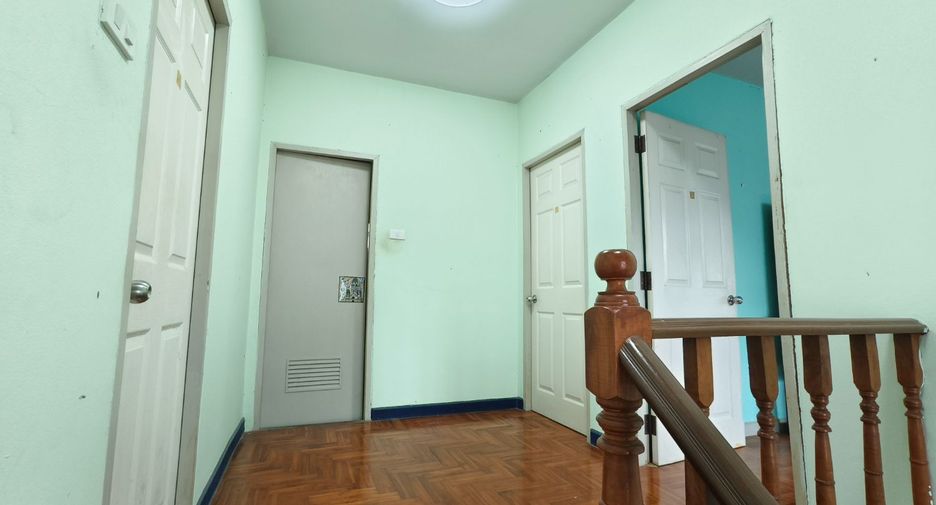 For sale 4 bed house in Thanyaburi, Pathum Thani