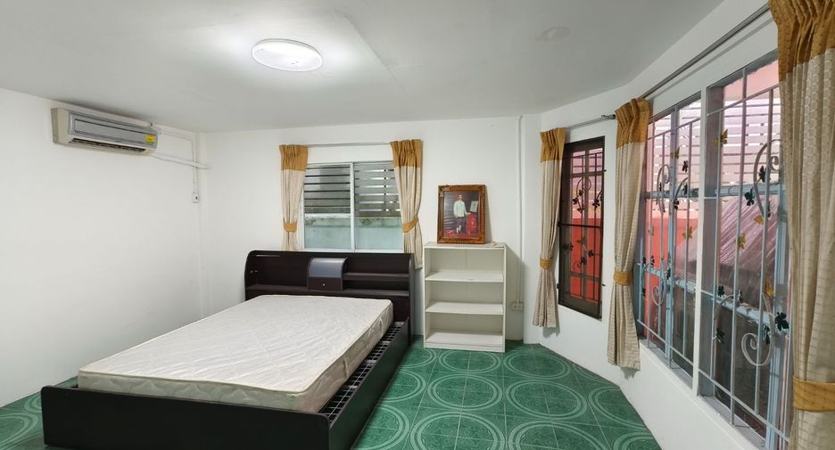 For sale 4 bed house in Thanyaburi, Pathum Thani