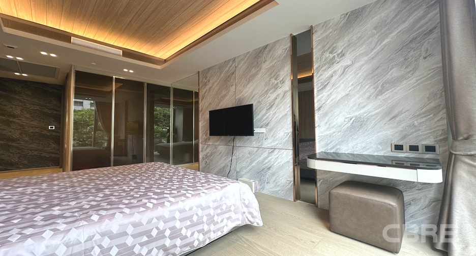 For sale 1 bed condo in Pathum Wan, Bangkok