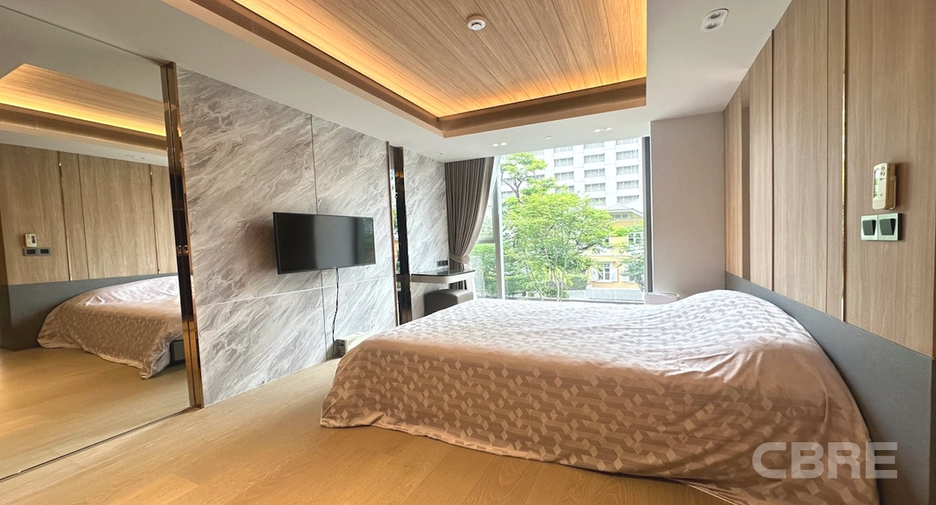 For sale 1 bed condo in Pathum Wan, Bangkok