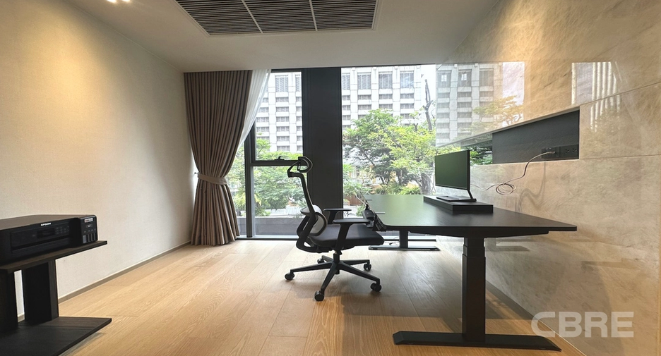 For sale 1 bed condo in Pathum Wan, Bangkok