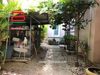 For sale 9 ベッドルーム house in Din Daeng, Bangkok