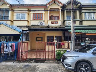 For sale 2 Beds townhouse in Lam Luk Ka, Pathum Thani