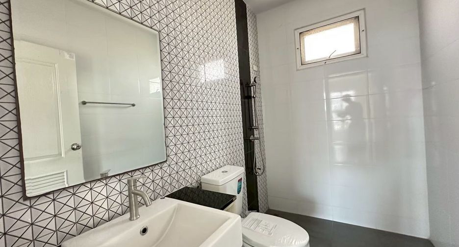 For sale 3 bedrooms house in Thanyaburi, Pathum Thani