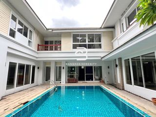 For rent 4 Beds house in Khlong Toei, Bangkok