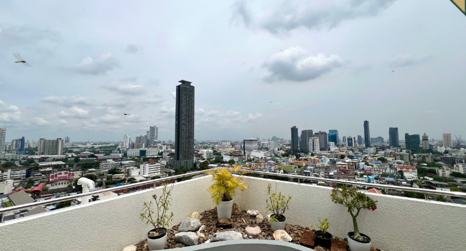 Condo en alquiler de 5 habitaciones en Watthana, Bangkok