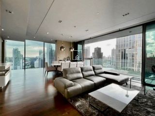 For sale 3 bed condo in Khlong Toei, Bangkok