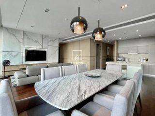 For sale 3 bed condo in Khlong Toei, Bangkok