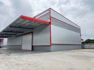 For rent warehouse in Lam Luk Ka, Pathum Thani