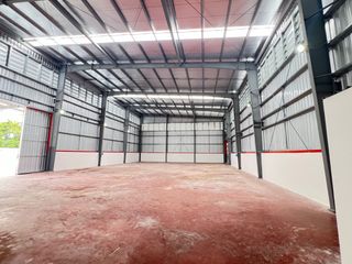 For rent warehouse in Lam Luk Ka, Pathum Thani