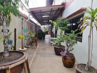 For sale 3 Beds office in Mueang Samut Prakan, Samut Prakan