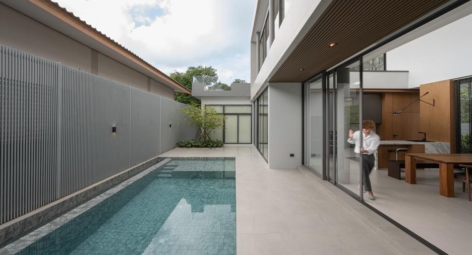 For sale 3 bedrooms villa in Mueang Chiang Mai, Chiang Mai