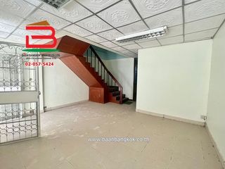 For sale 3 bedrooms townhouse in Bang Sue, Bangkok