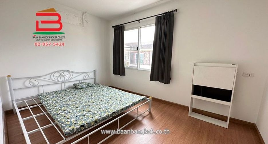 À louer et à vendre 3 chambres maison à Sai Noi, Nonthaburi