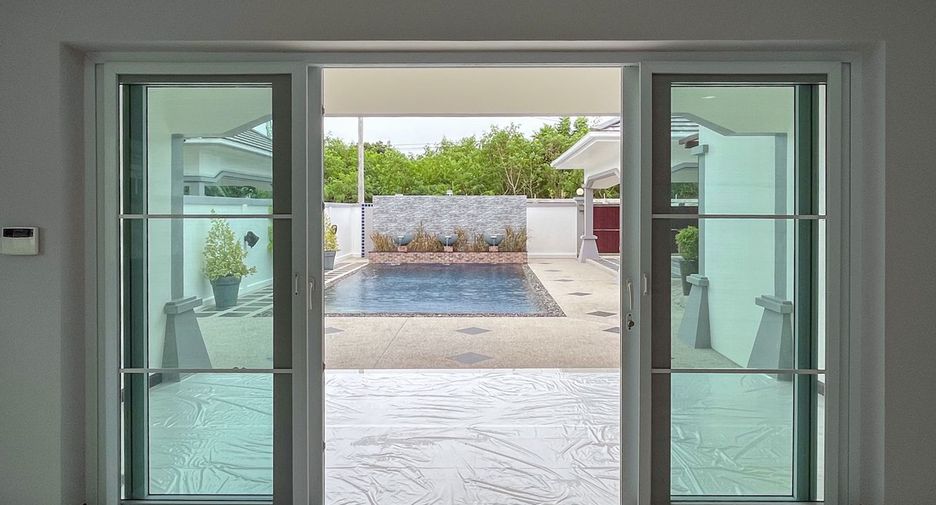 For sale 3 bedrooms house in Sattahip, Chonburi