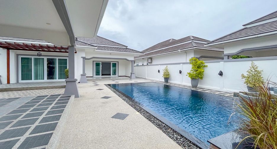 For sale 3 bedrooms house in Sattahip, Chonburi