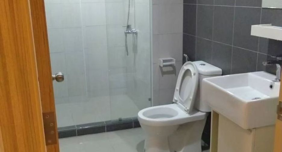Wohnung zur Miete mit 2 Zimmer in Si Racha, Chonburi