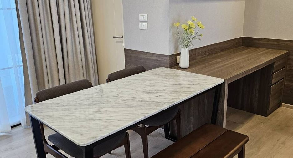For rent 2 bedrooms townhouse in Bang Phli, Samut Prakan