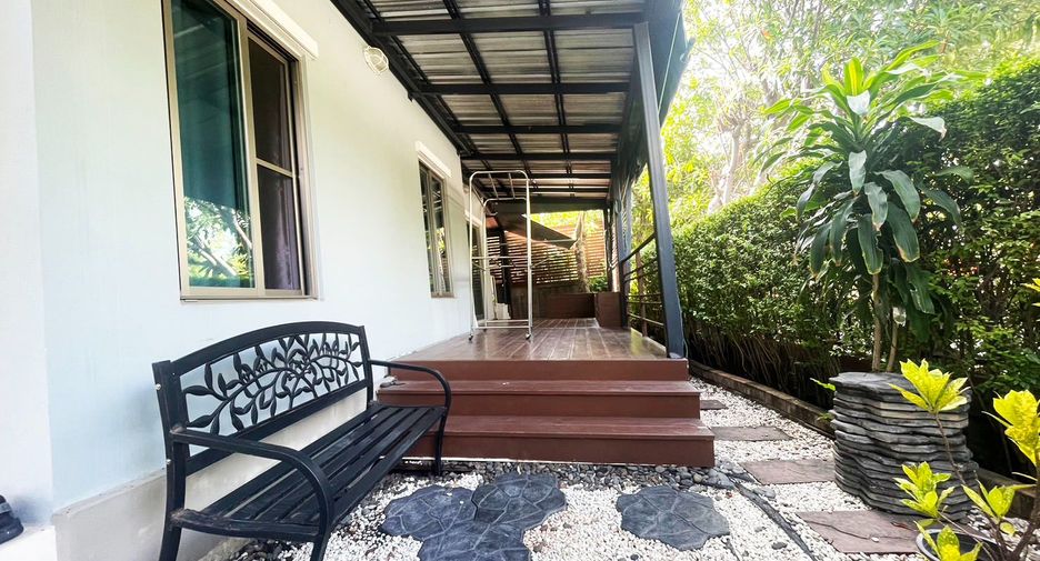 Haus zum Kauf mit 3 Zimmer in Suan Luang, Bangkok
