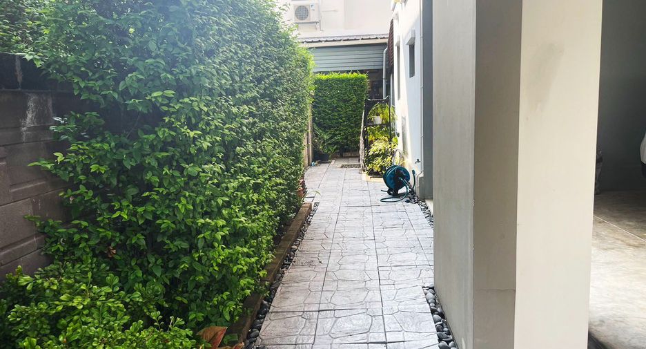 Haus zum Kauf mit 3 Zimmer in Suan Luang, Bangkok