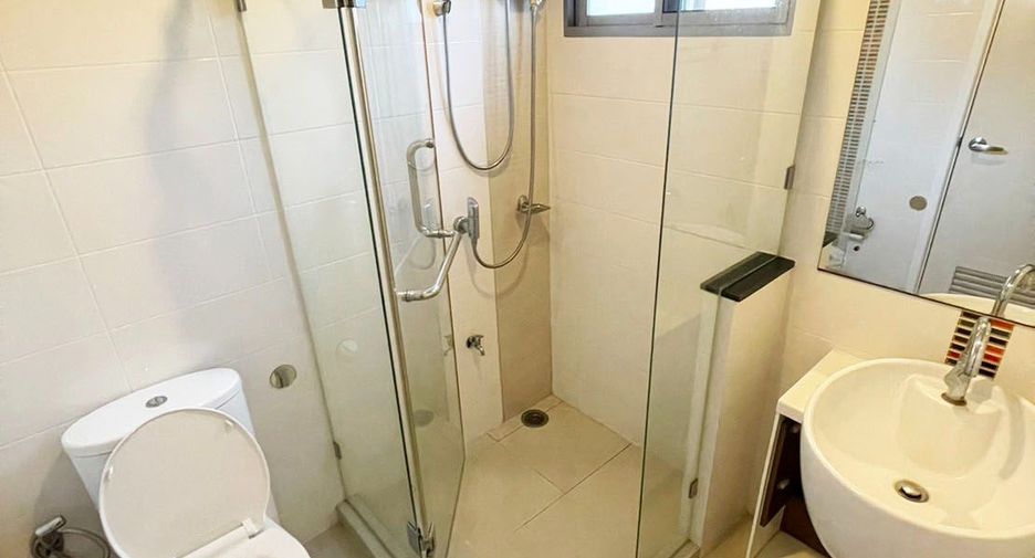 Haus zum Kauf mit 3 Zimmer in Suan Luang, Bangkok
