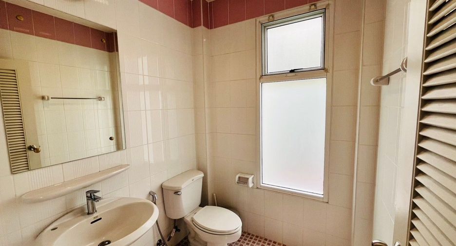 For sale 3 bed house in Hang Dong, Chiang Mai