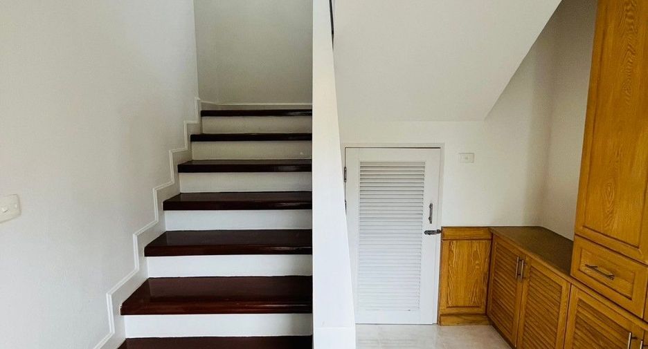 For sale 3 bed house in Hang Dong, Chiang Mai
