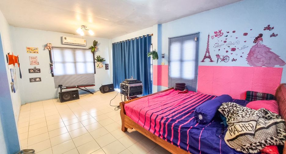 For sale 4 bed house in Phan Thong, Chonburi